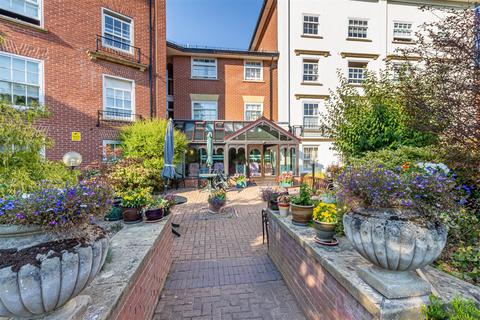 1 bedroom retirement property for sale, St. Georges Lane North, Worcester