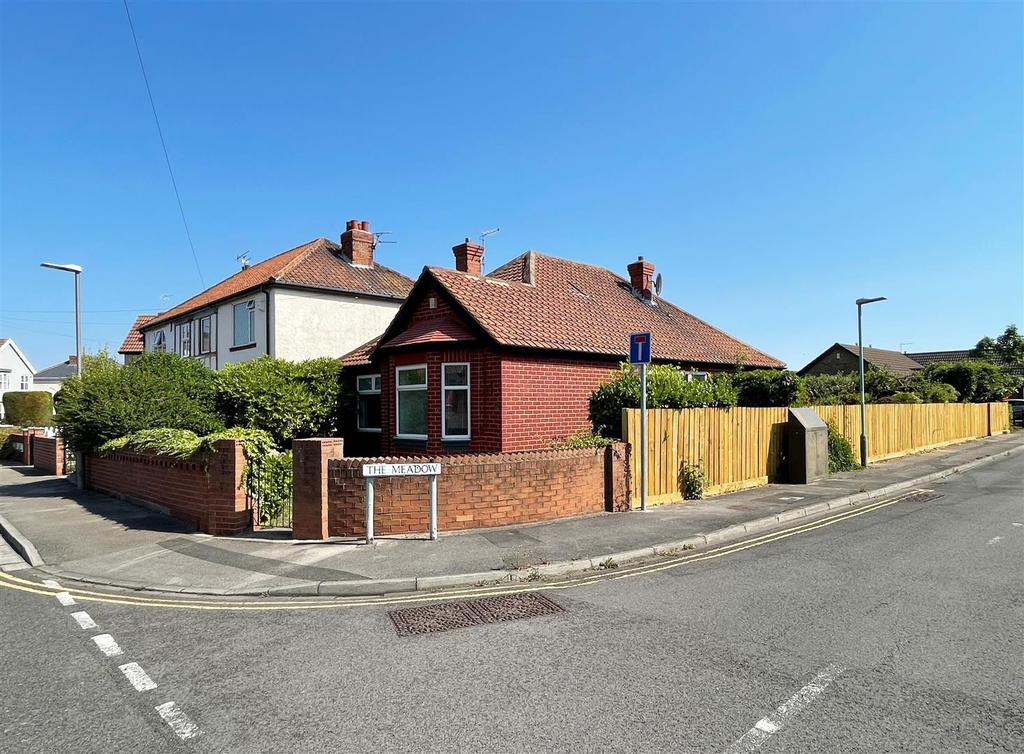 Greta Avenue, Hartlepool 3 bed detached bungalow £150,000