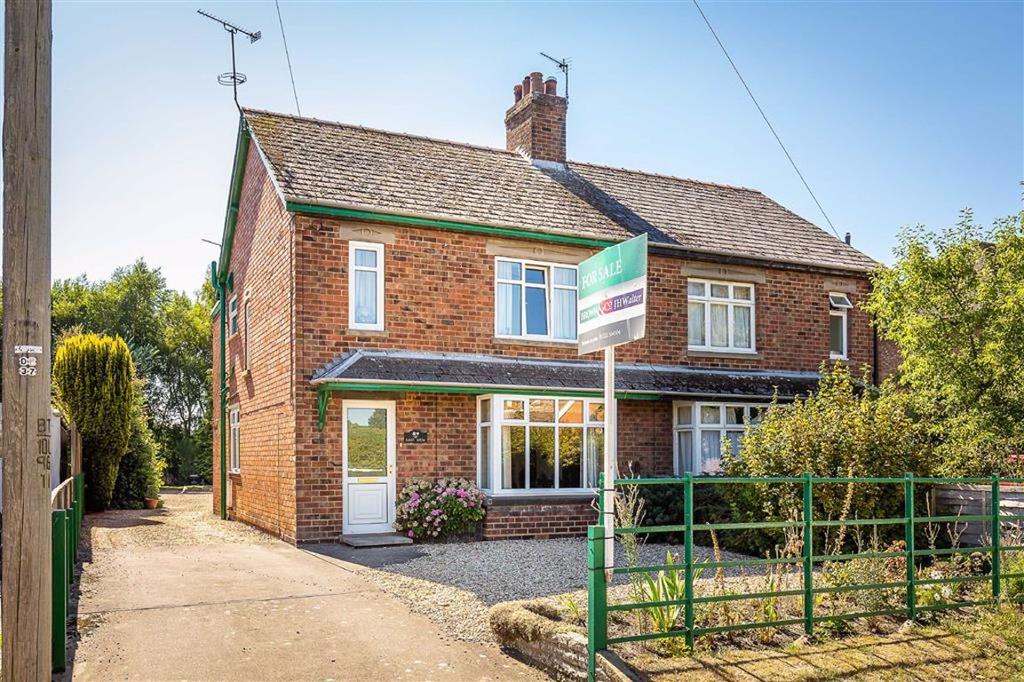 Church Street, Middle Rasen, Market... 3 bed semidetached house £270,000