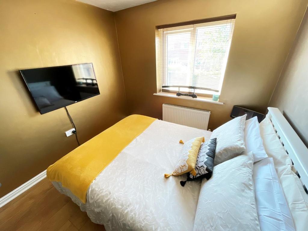 Bed 3