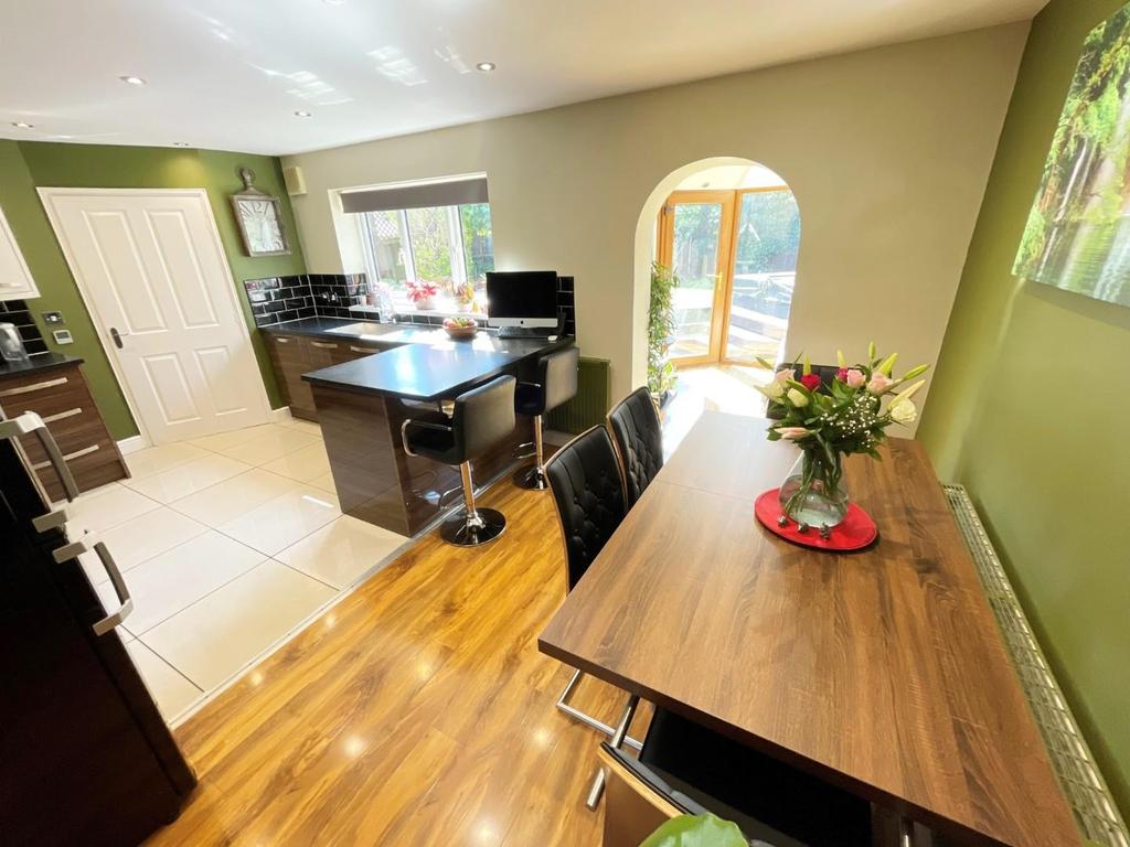 Kitchen diner