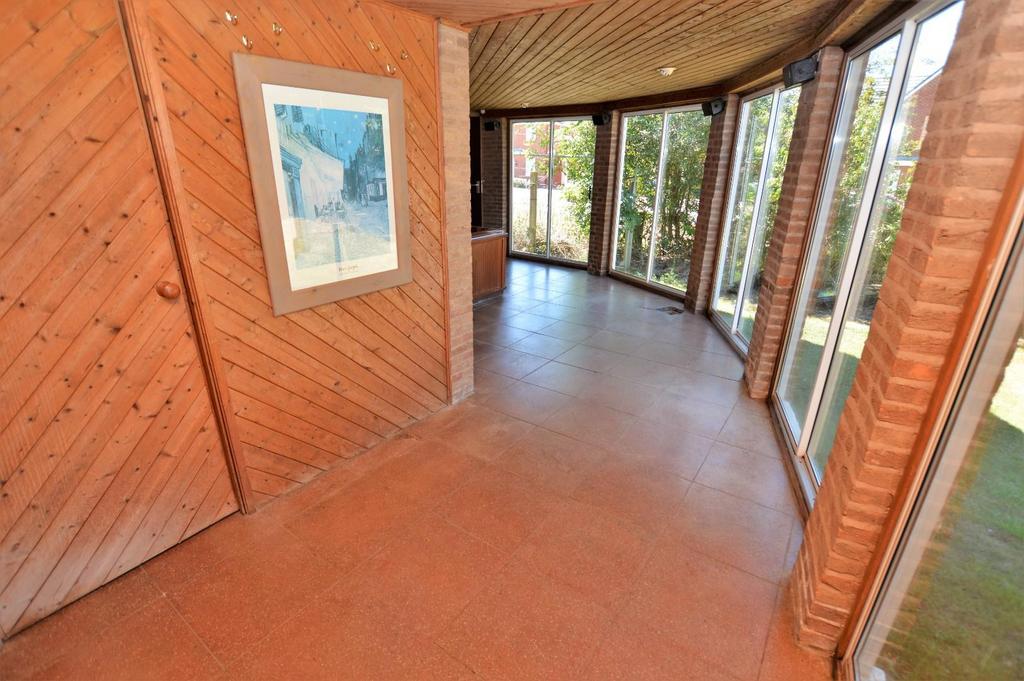 Garden room
