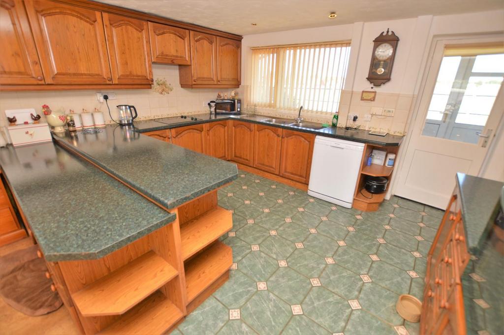 Kitchen-dining room