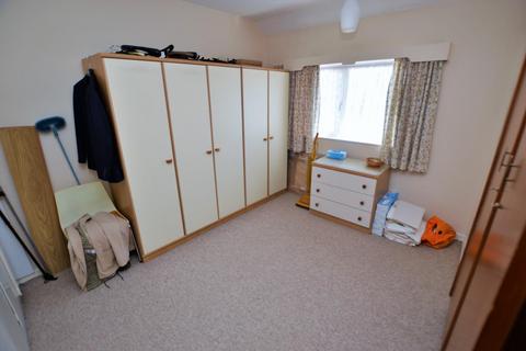 32 Castleton Road, Wigston, LE18 1FP