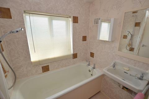 32 Castleton Road, Wigston, LE18 1FP