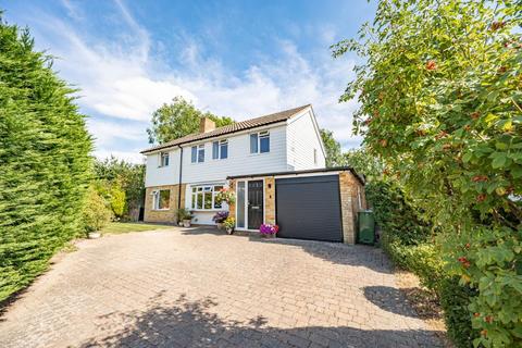 4 bedroom detached house for sale - Star Mead, Thaxted, Dunmow