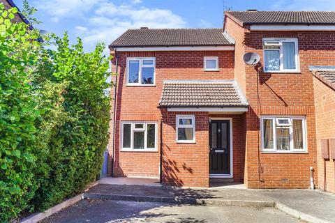2 bedroom semi-detached house for sale - Basant Close, Warwick