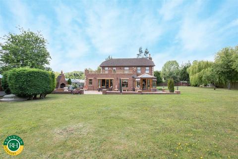 4 bedroom house for sale, Great North Road, Bawtry, Doncaster