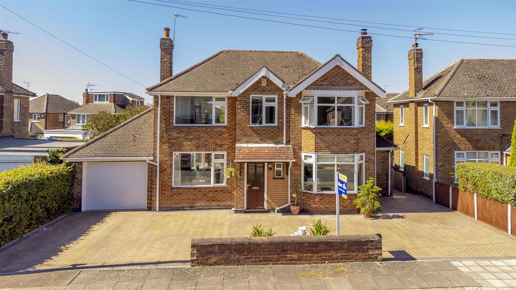 Valmont Road, Bramcote, Nottingham 3 bed detached house £389,950