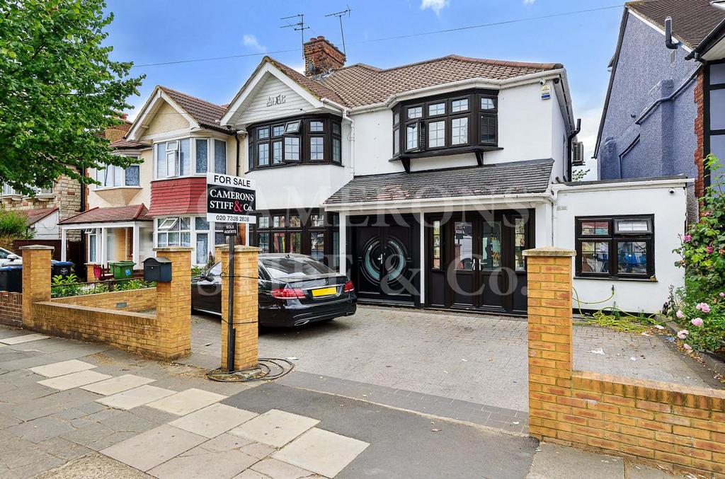 Park Avenue North, NW10 4 bed house for sale £1,150,000