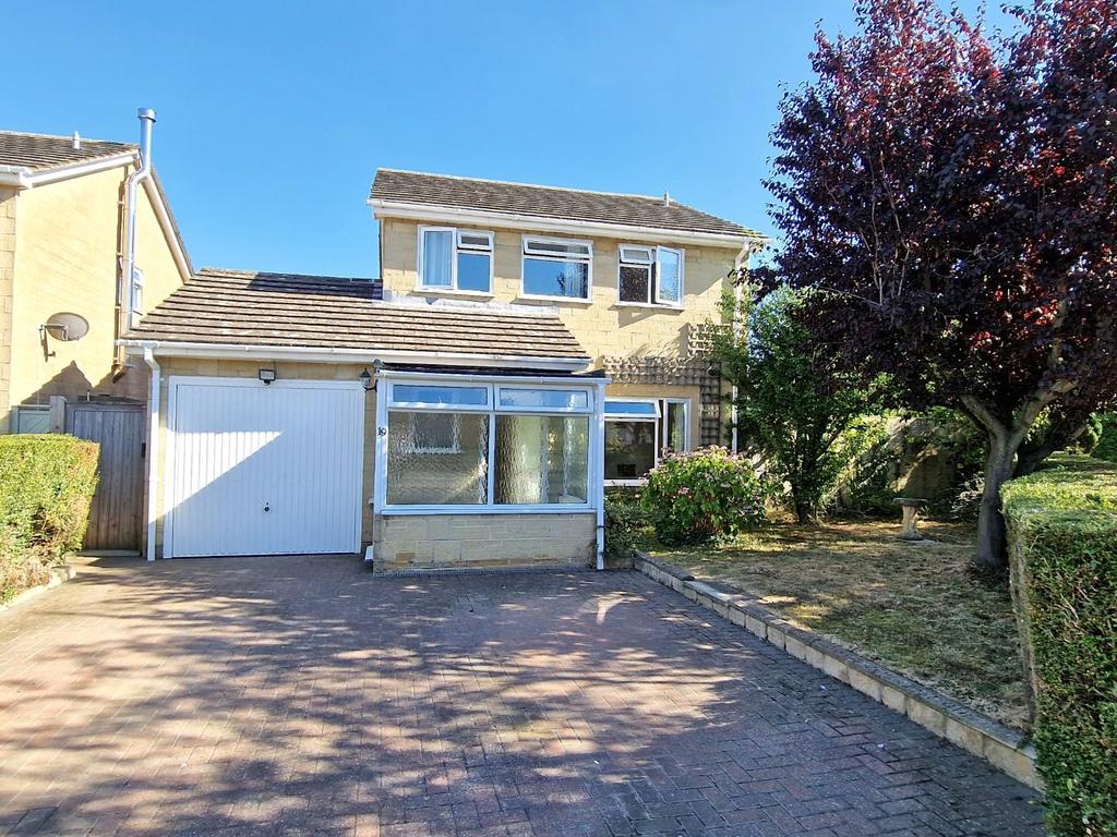 Fortescue Drive, Chesterton, Bicester 4 bed detached house £514,000