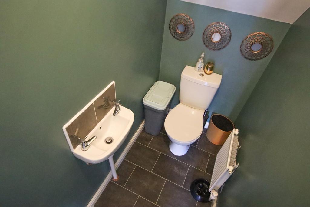 Cloakroom W/C