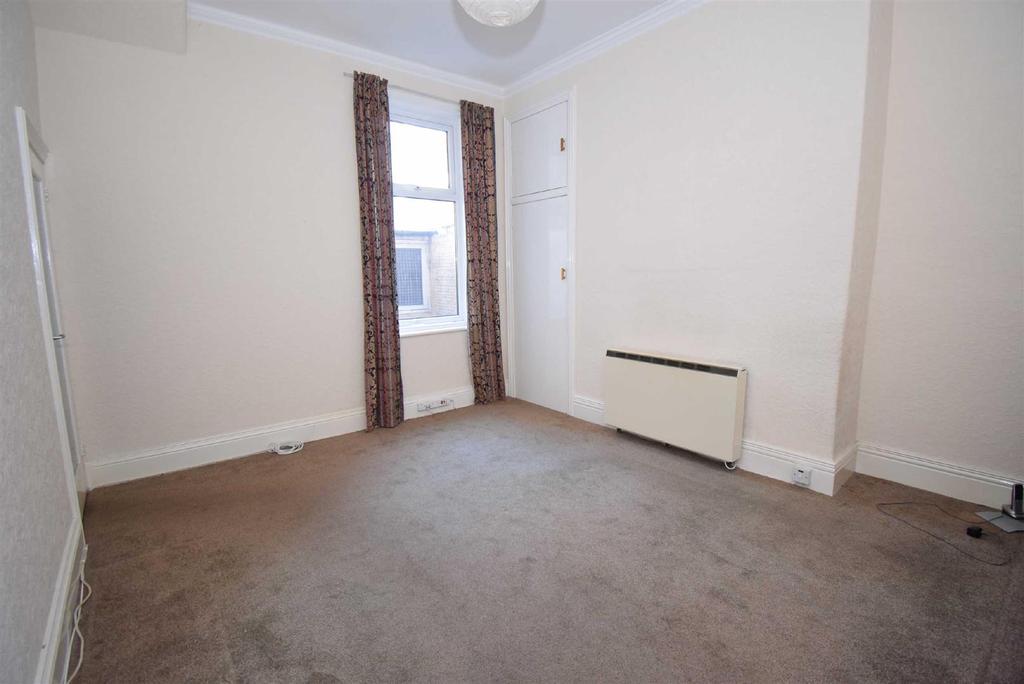 Rosebery Avenue, South Shields 3 bed terraced house £135,000
