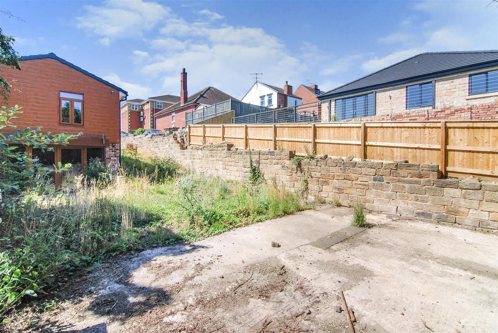 Street, Hoyland, Barnsley Property £85,000