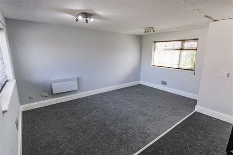1 bedroom flat for sale - Nutting Grove Terrace, Farnley, Leeds, West Yorkshire, LS12