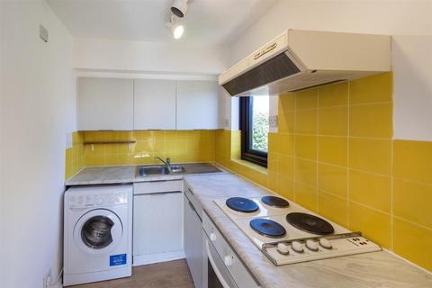 Studio to rent, The Goodwins, Tunbridge Wells