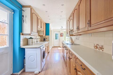 65 Whitethorn Close, York, YO31 9EX