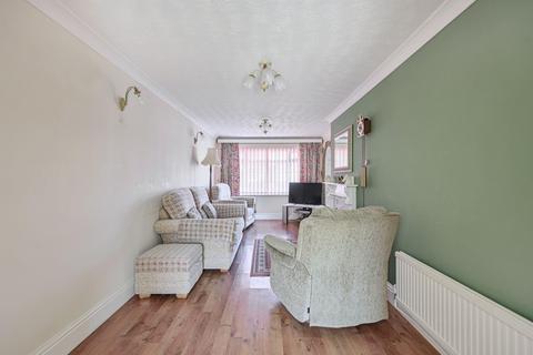 65 Whitethorn Close, York, YO31 9EX
