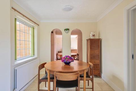 65 Whitethorn Close, York, YO31 9EX