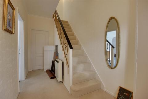 55 Corby Park, North Ferriby, HU14 3AX