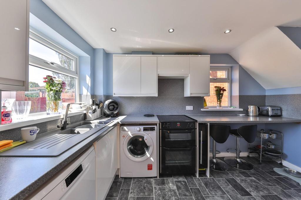Whenby Grove, York, North Yorkshire 3 bed detached house £349,950