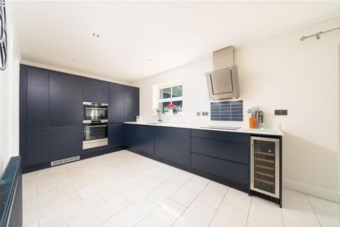 10 Honington Close, Hatton Park, Warwick, CV35 7SW