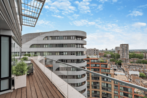 3 bedroom flat to rent, Merchant Square East, London, W2