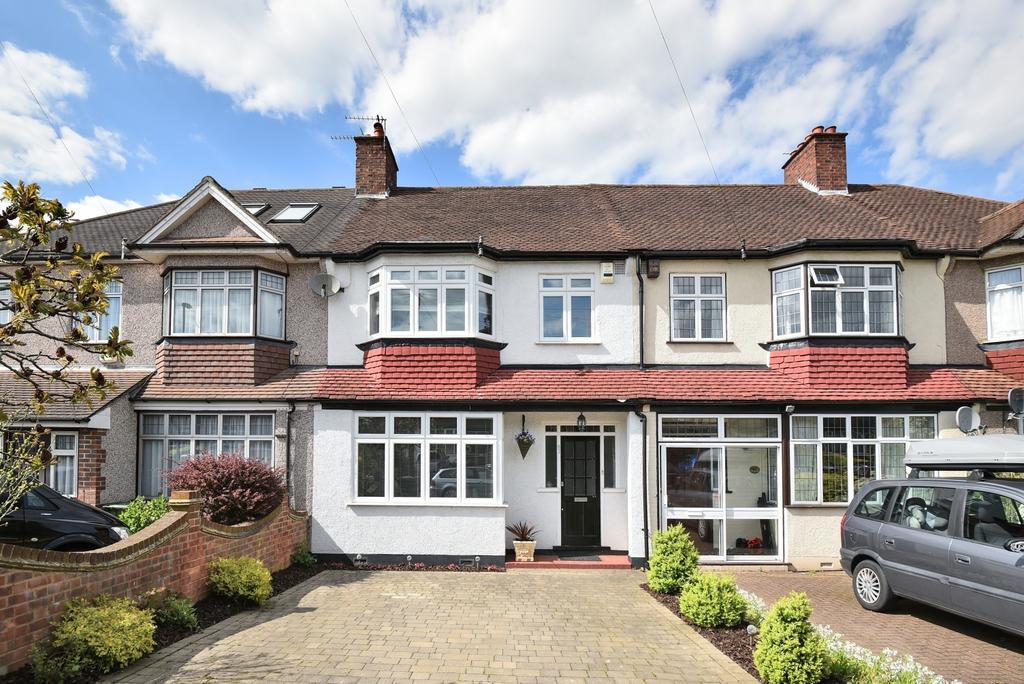 Horncastle Road Lee SE12 3 bed terraced house £2,200 pcm (£508 pw)