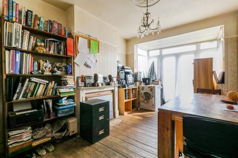 41 Oatlands Road, Enfield, EN3 5LL