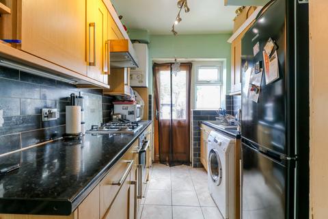 41 Oatlands Road, Enfield, EN3 5LL