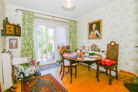 undefined, Lisbon Avenue, Twickenham, TW2