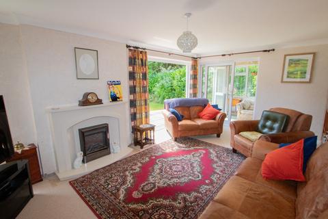 undefined, West Hill Road, West Hill