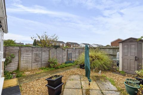 12 Austen Walk, Bicester, OX26 2FW