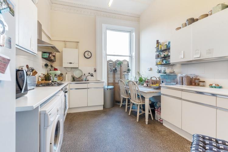 Aberdeen Terrace Blackheath SE3 2 bed apartment £1,950 pcm (£450 pw)