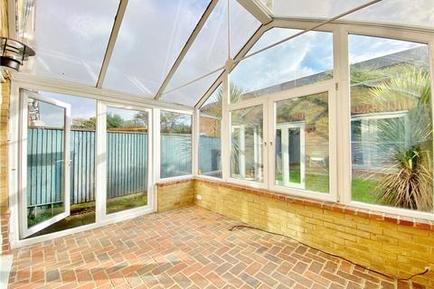 9 Shelburne Drive, Hounslow, TW4 5LA