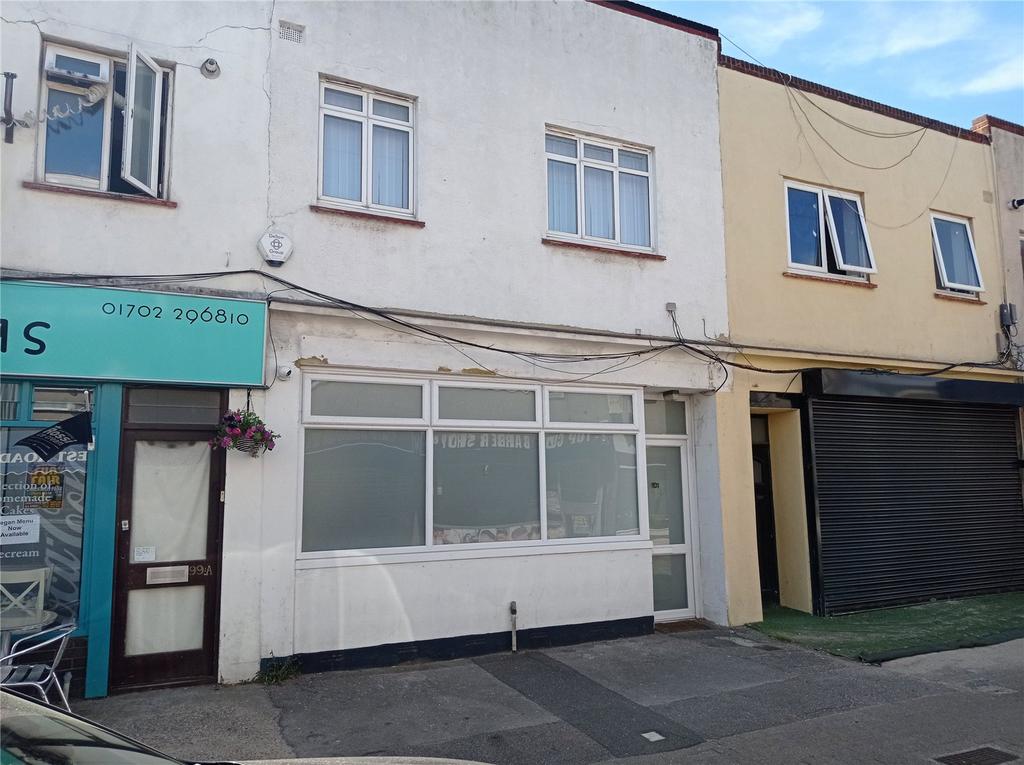 West Road, Shoeburyness... Shop to rent £1,500 pcm (£346 pw)