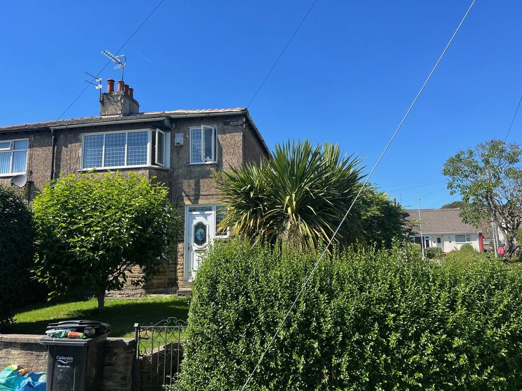 Watkinson Road, Halifax HX2 3 bed semidetached house for sale £165,000