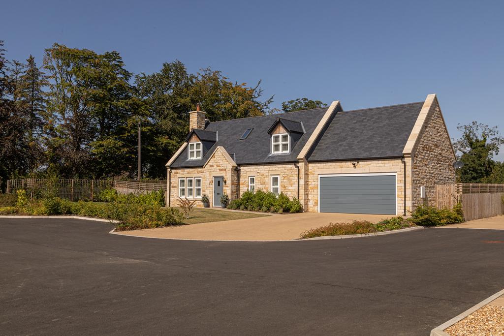 1 Carter Dene, Lesbury, Alnwick, Northumberland NE66 4 bed detached
