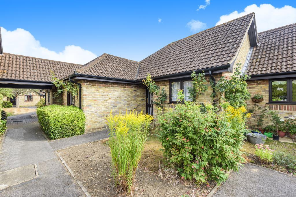 The Maltings, Thatcham, RG19 2 bed semidetached bungalow for sale £