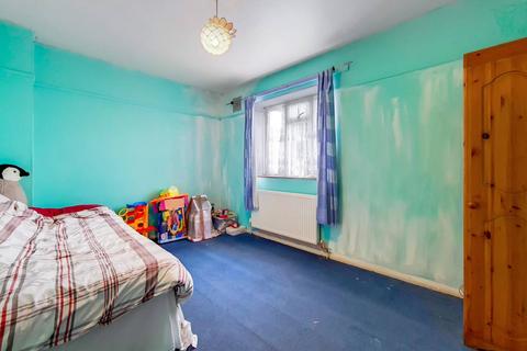 102a Rectory Place, London, SE18 5BY