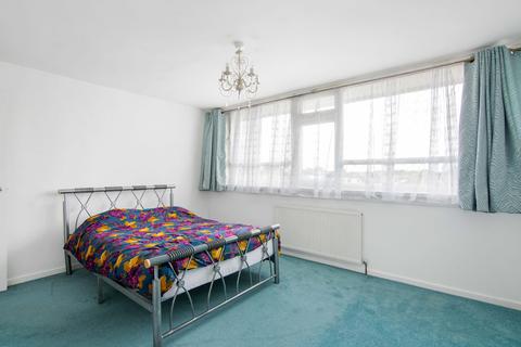 2 bedroom maisonette for sale - Great Cambridge Road, Enfield EN1
