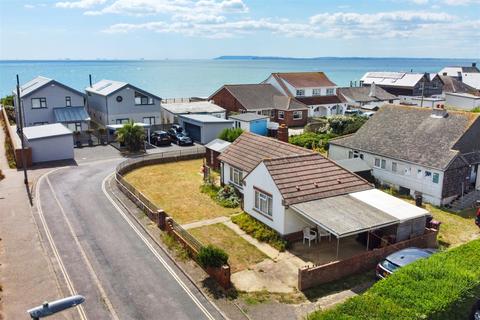 1 bedroom detached bungalow for sale - Marine Close, West Wittering, PO20