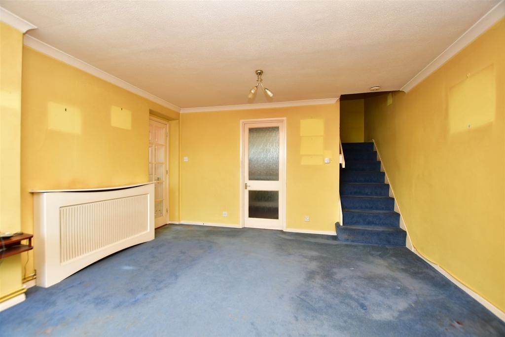 Hanway, Gillingham, Kent 1 bed semidetached house for sale £195,000