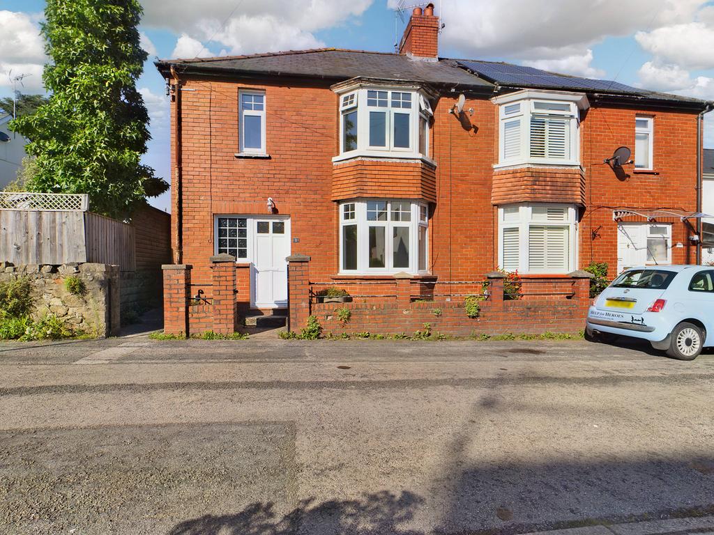Castle Street, Usk NP15 3 bed semidetached house for sale £380,000