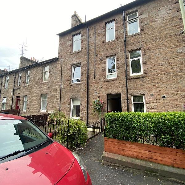 Low Road, Perth, Perthshire, PH2 1 bed flat £495 pcm (£114 pw)