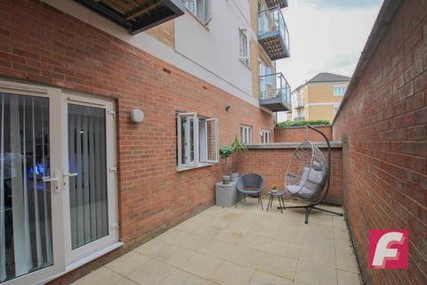 1 bedroom flat for sale, Ley Farm Close, Watford