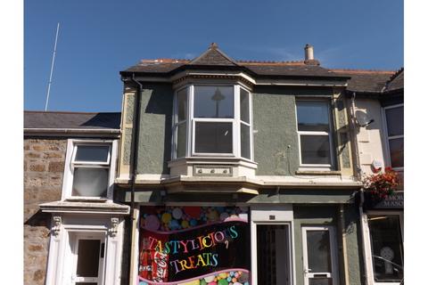 1 bedroom flat to rent, Trelowarren Street, Cornwall