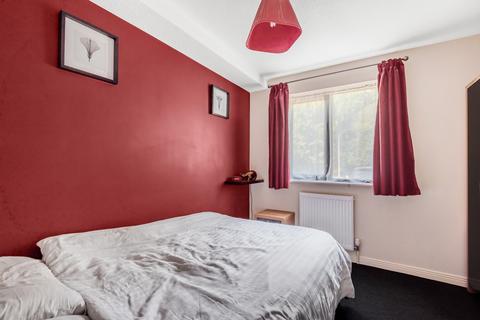 3, Blue Pryor Court Brandon Road, Church Crookham, Fleet, GU52 0YD