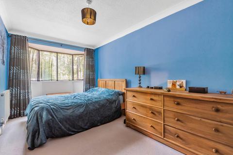 3, Blue Pryor Court Brandon Road, Church Crookham, Fleet, GU52 0YD