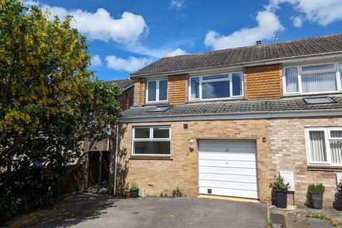 3 bedroom semi-detached house to rent, Romsey   Saxon Way   UNFURNISHED